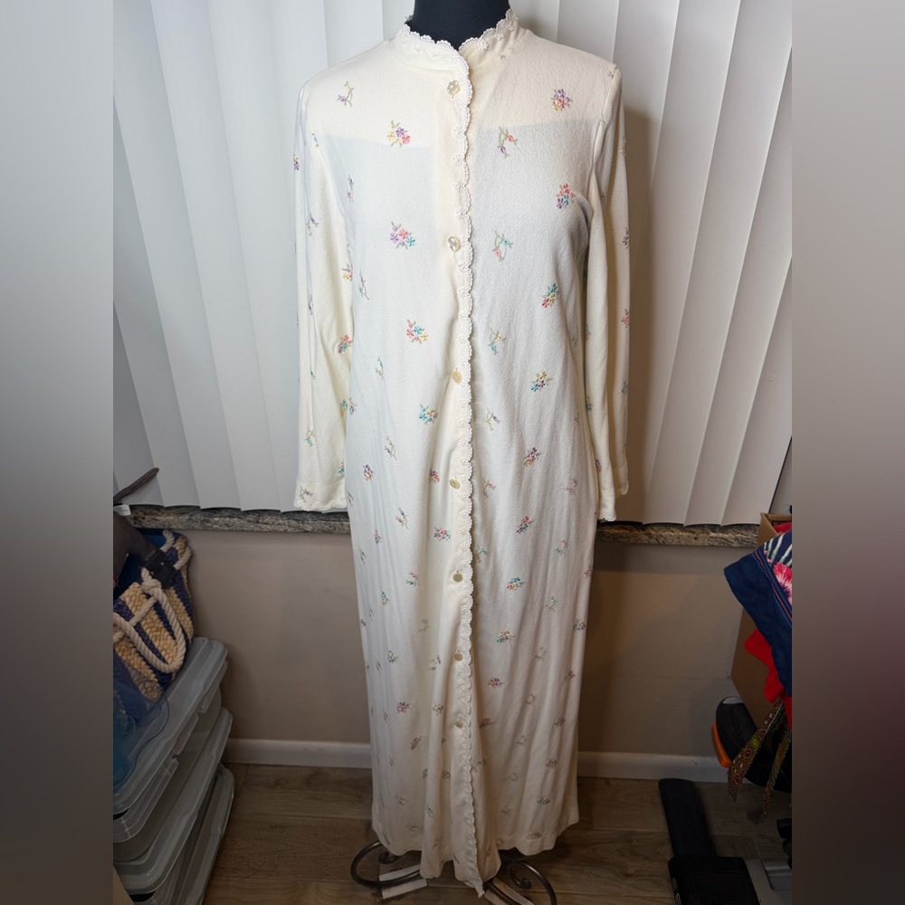 Vintage Bonwit Teller Long Sleeve Floral Embroidered Maxi Night Gown